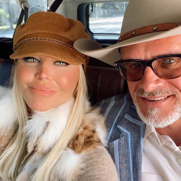 Meet your Posher, Aurelia - Picture 1 of 1